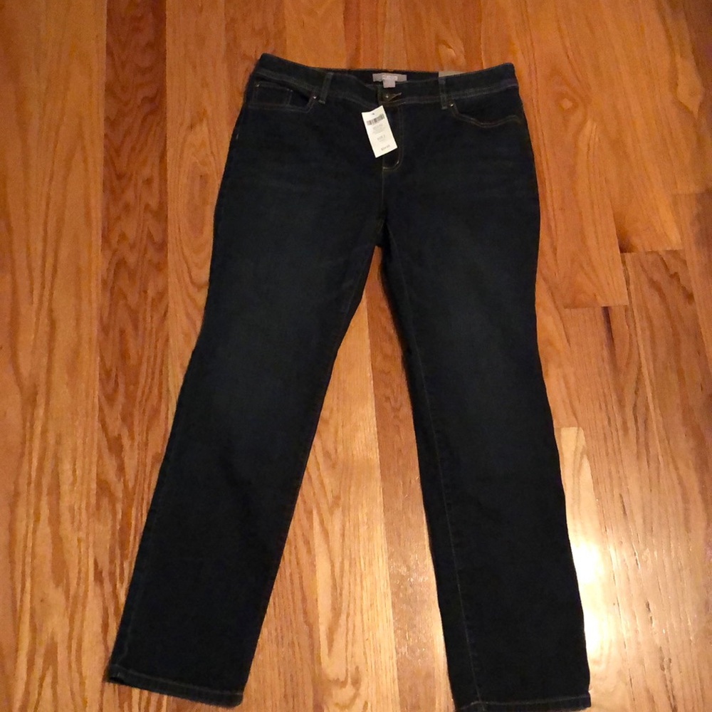 Jeans Chico size 2 short equals woman size 12